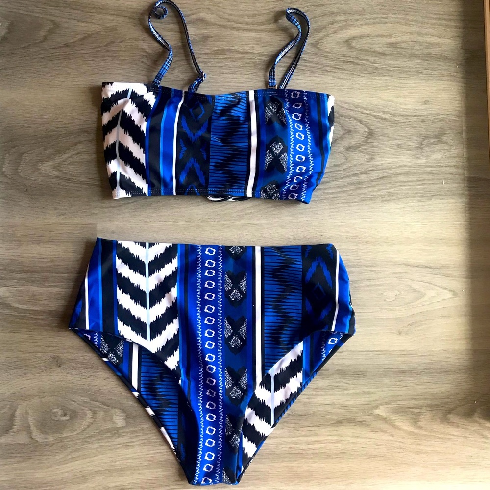 SHEIN Blue Patterned Lace-Up Bikini Set Size M